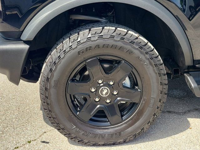 Certified 2025 Ford Bronco Outer Banks AWD/4WD image 8