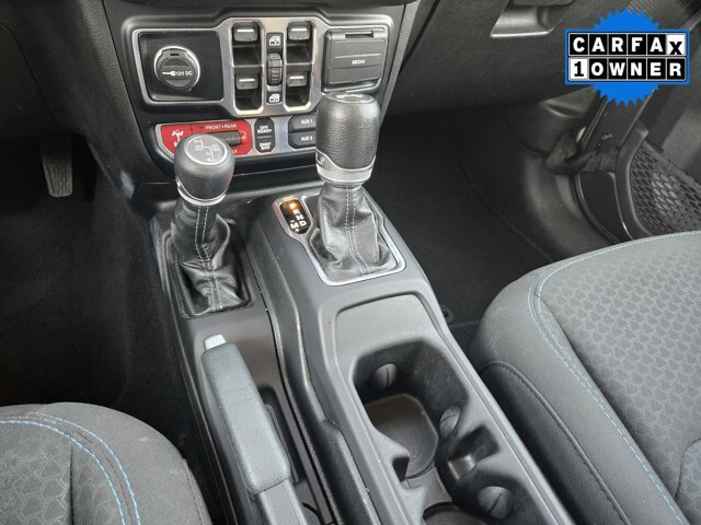 Used 2024 Jeep Wrangler Unlimited Rubicon 4xe AWD/4WD image 17