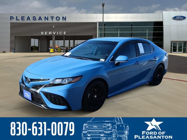 Used 2023 Toyota Camry SE w/ Convenience Package