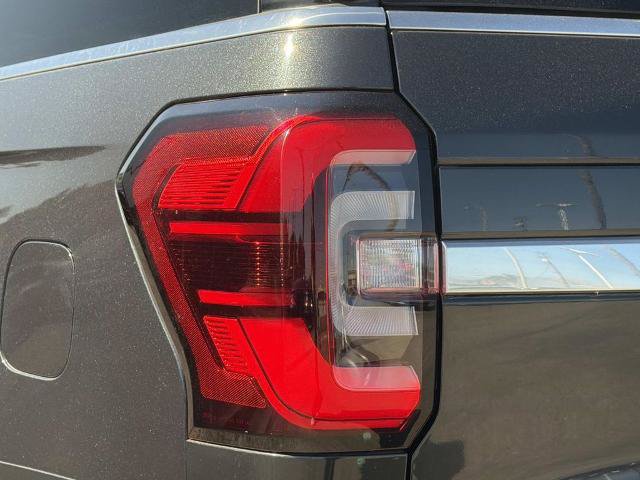 Certified 2023 Ford Expedition Max Platinum AWD/4WD image 8