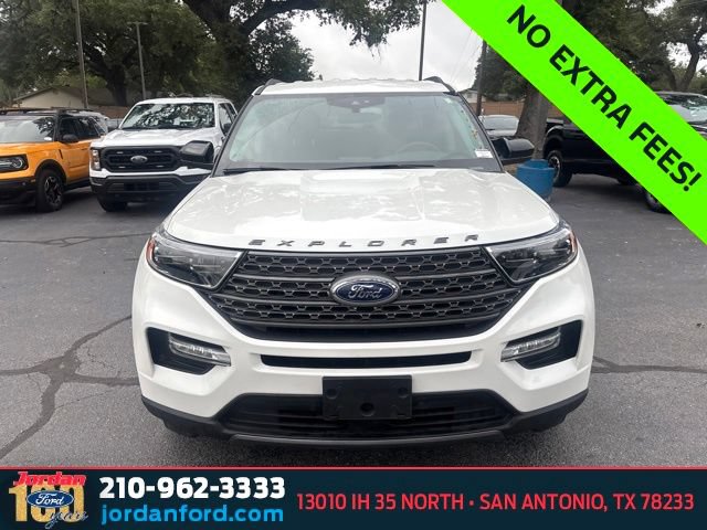 Certified 2023 Ford Explorer XLT w/ Equipment Group 202A RWD image 2