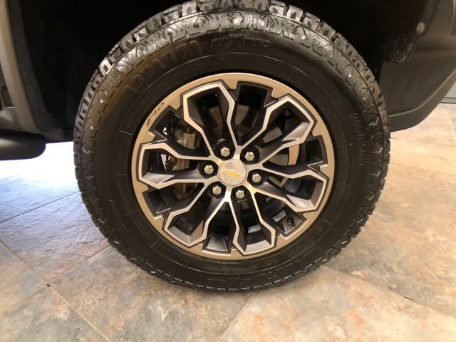 Used 2020 Chevrolet Colorado ZR2 AWD/4WD image 9