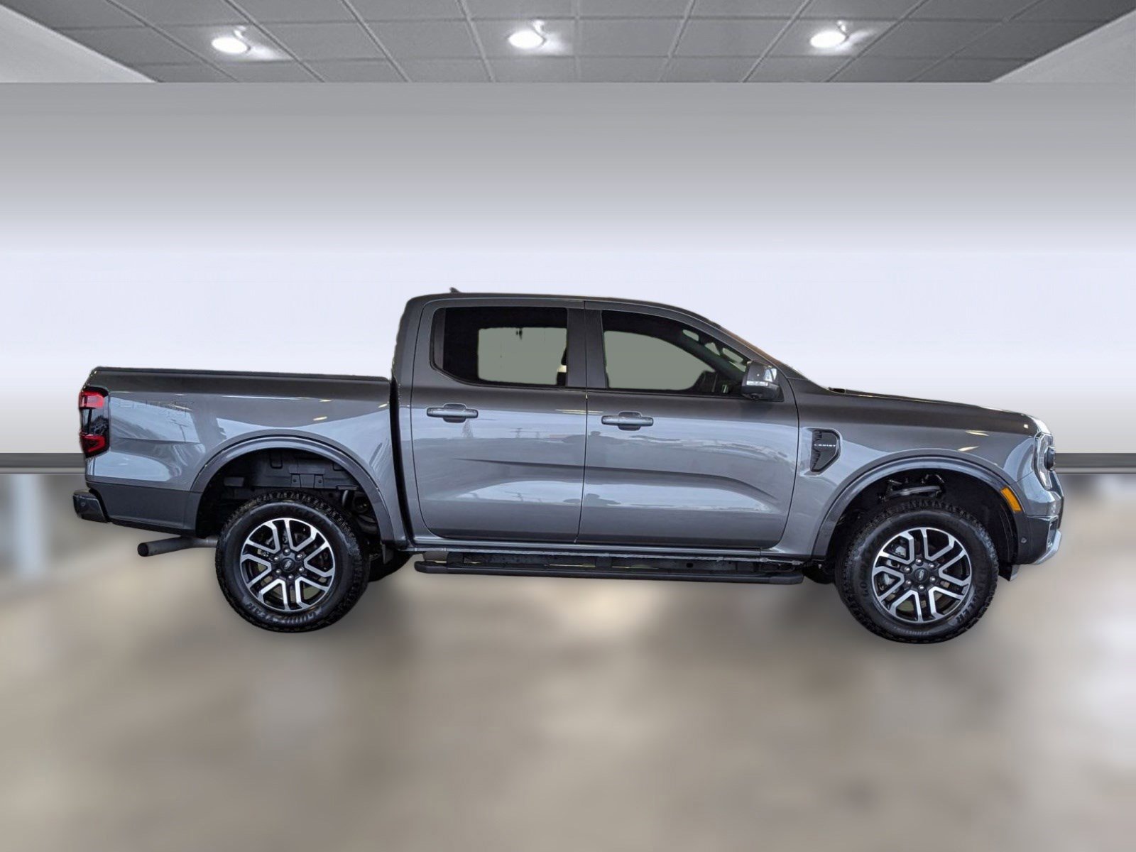 Certified 2024 Ford Ranger Lariat w/ Trailer Tow Package image 6