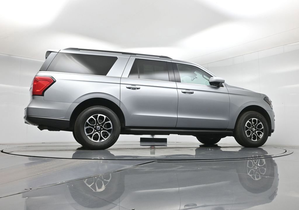 Certified 2024 Ford Expedition Max XLT image 21