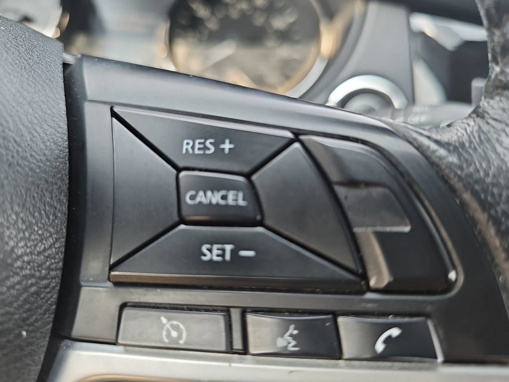 Used 2020 Nissan Rogue SV AWD/4WD image 18