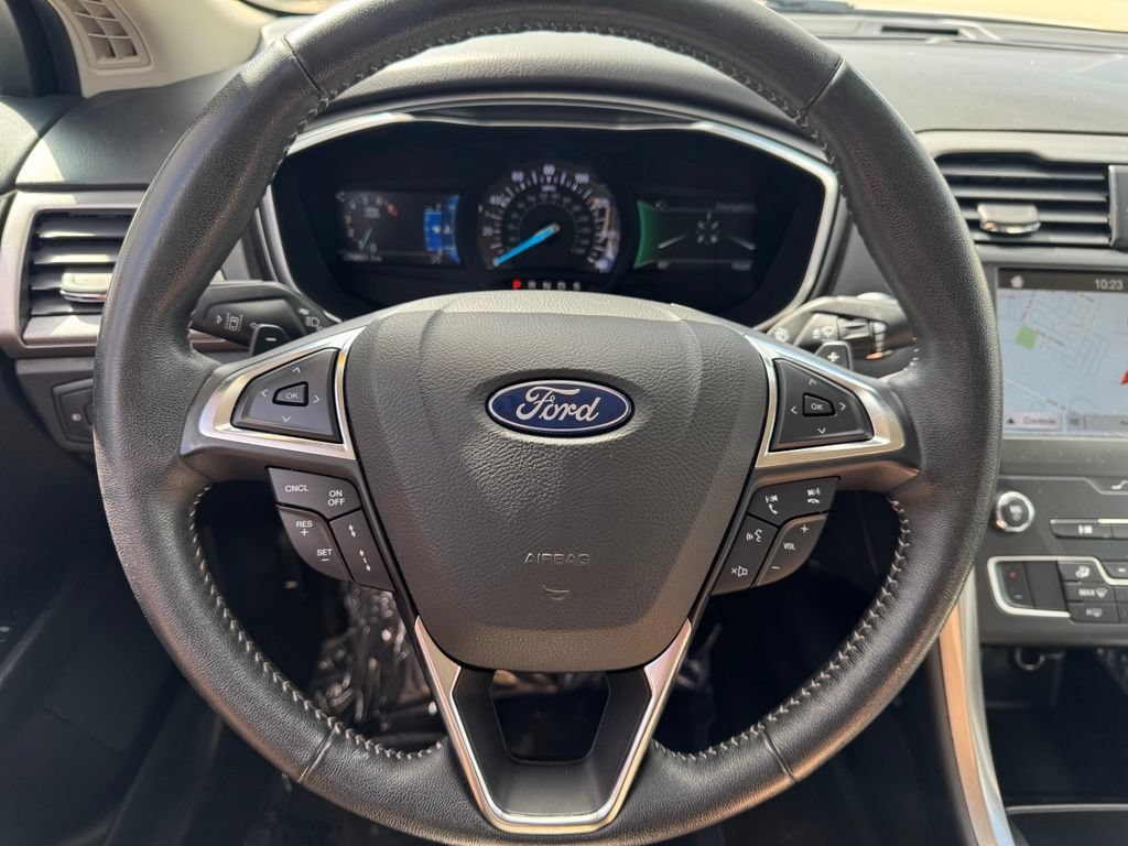 Certified 2019 Ford Fusion SE w/ Equipment Group 151A FWD image 25
