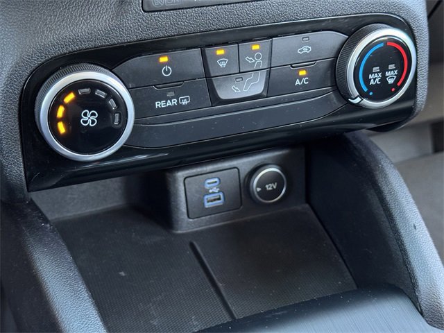 Certified 2021 Ford Escape SE image 17