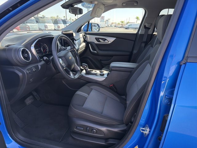 Used 2025 Chevrolet Blazer LT AWD/4WD image 9