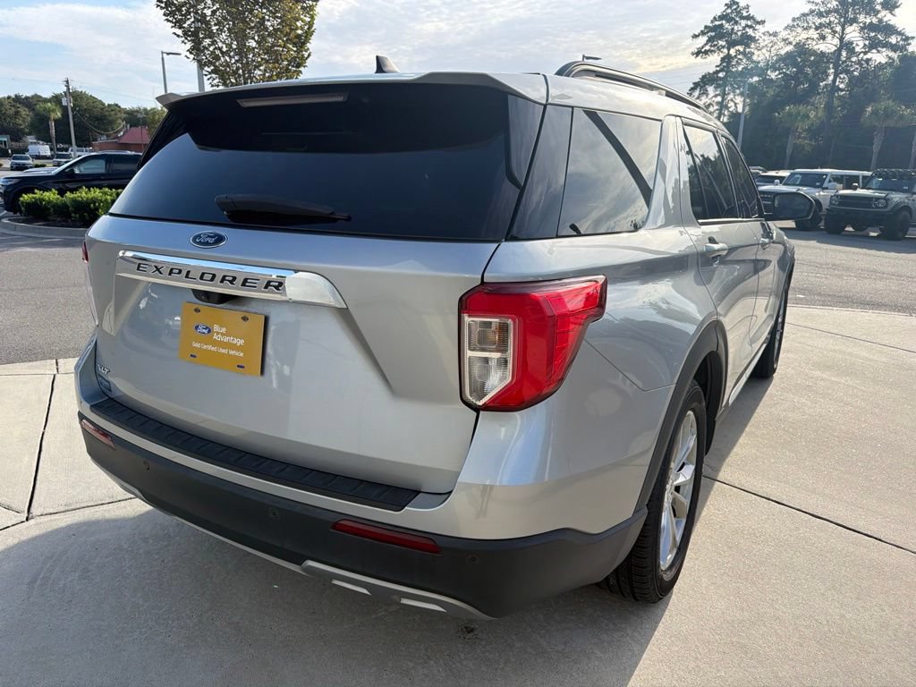 Certified 2023 Ford Explorer XLT w/ Equipment Group 202A RWD image 10