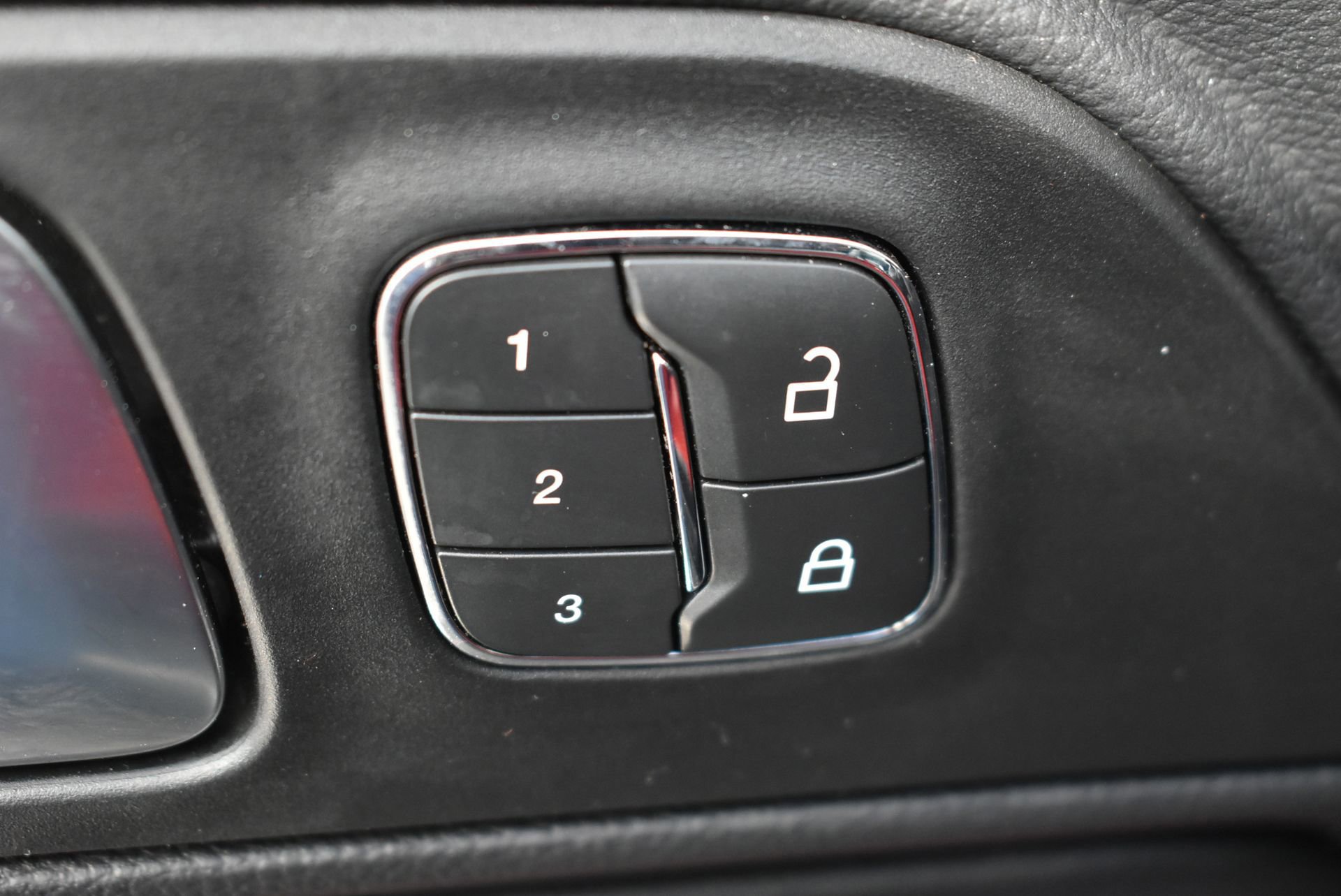 Certified 2021 Ford Mustang GT Premium w/ Equipment Group 401A image 18