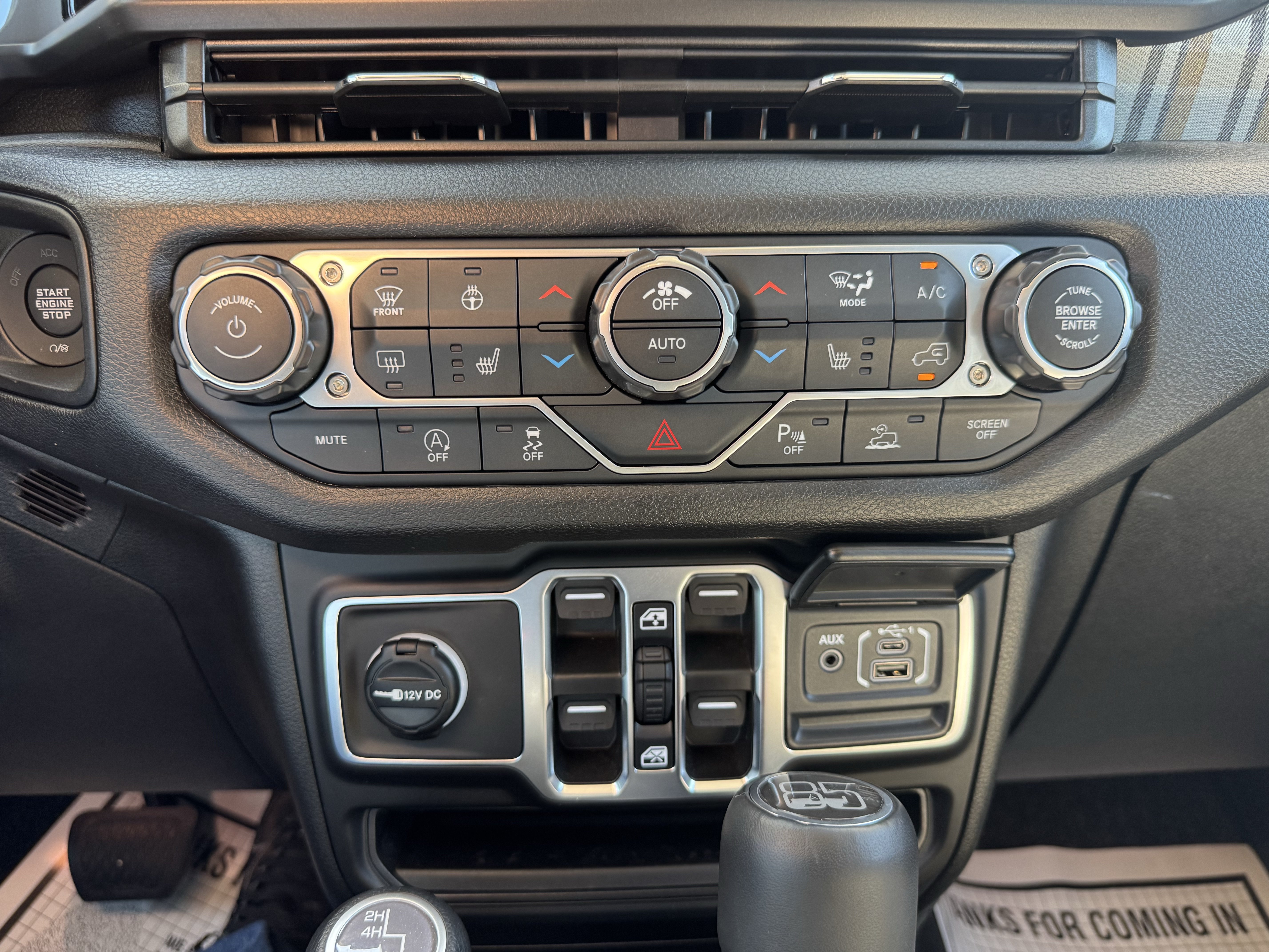 Used 2026 Jeep Wrangler Unlimited Sport AWD/4WD image 14