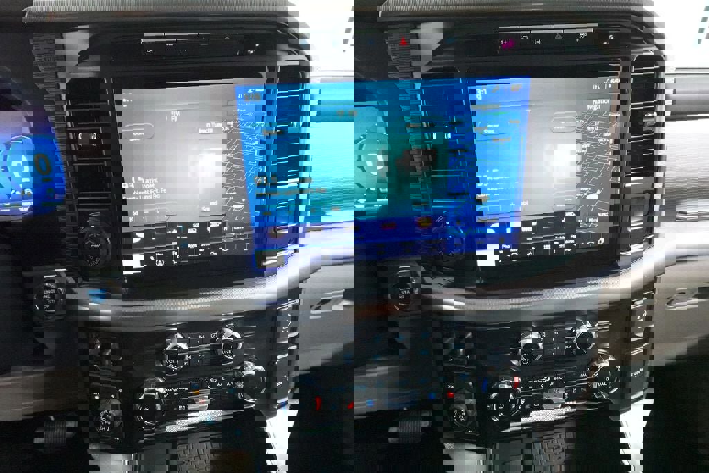 Certified 2024 Ford F150 Platinum w/ Equipment Group 703A Plus image 15