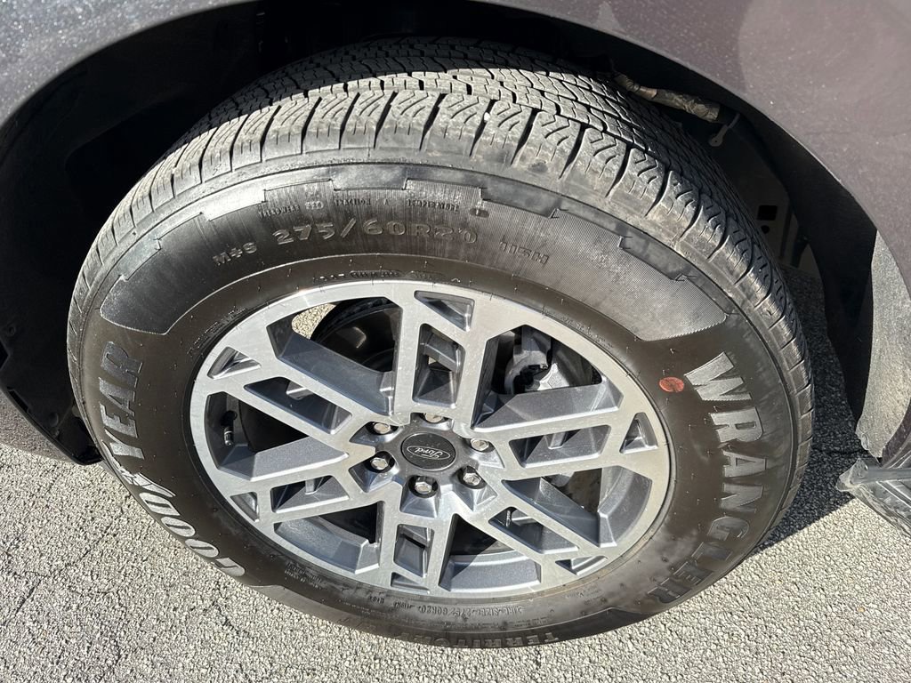 Certified 2025 Ford Expedition Max Active image 13