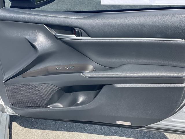 Used 2023 Toyota Camry XSE FWD image 32