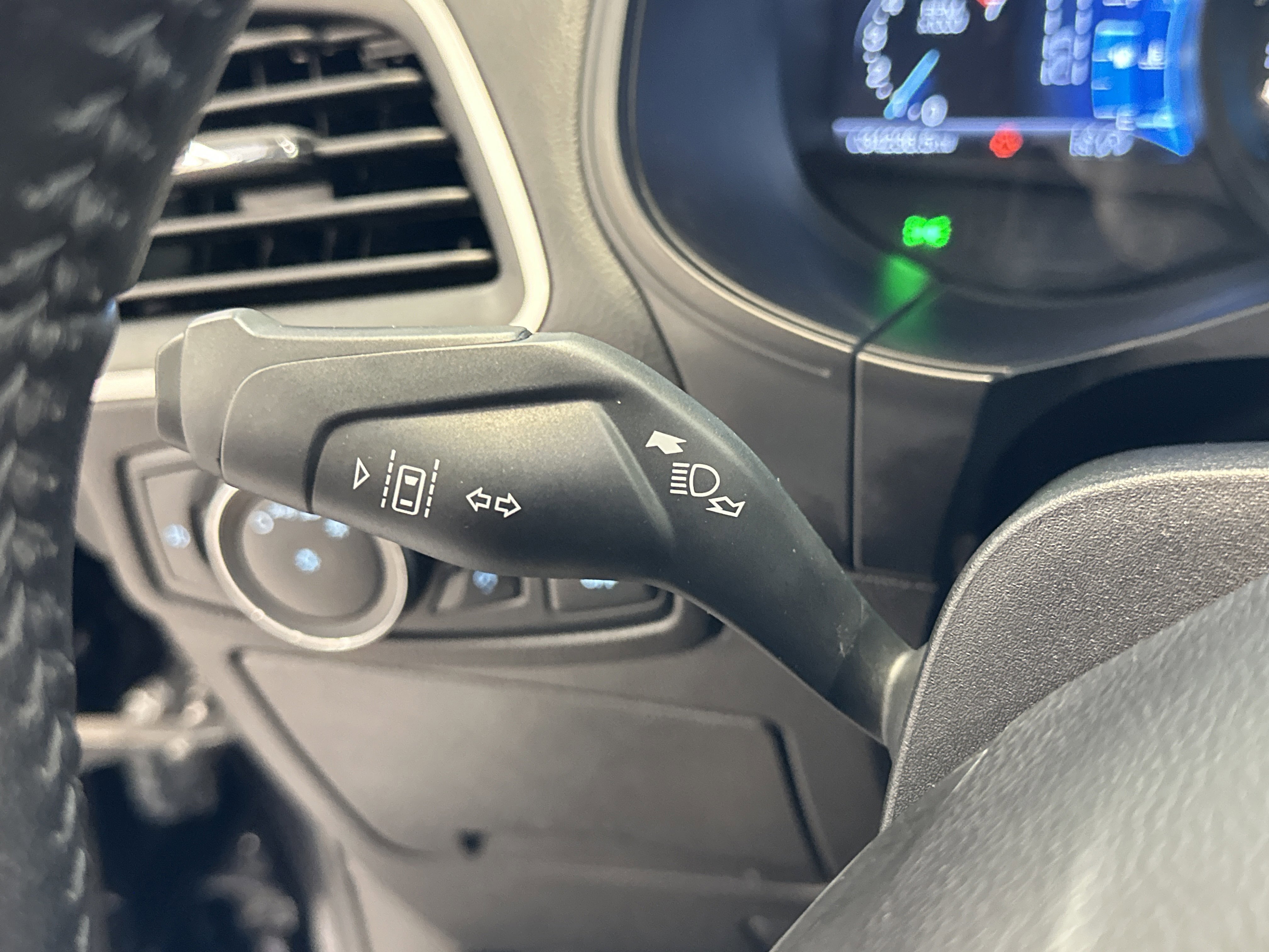 Certified 2022 Ford Edge SEL w/ Convenience Package image 37