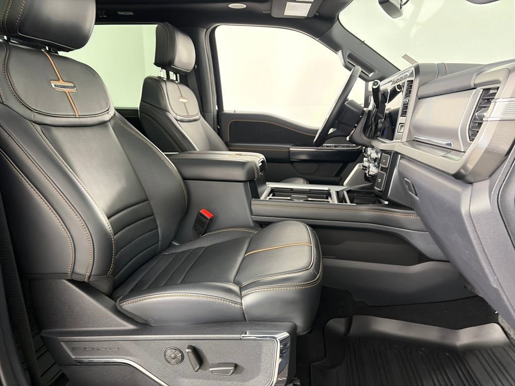 Certified 2024 Ford F350 Platinum w/ FX4 Off-Road Package image 33