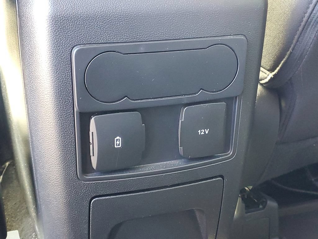 Certified 2024 Ford Explorer XLT AWD/4WD image 17