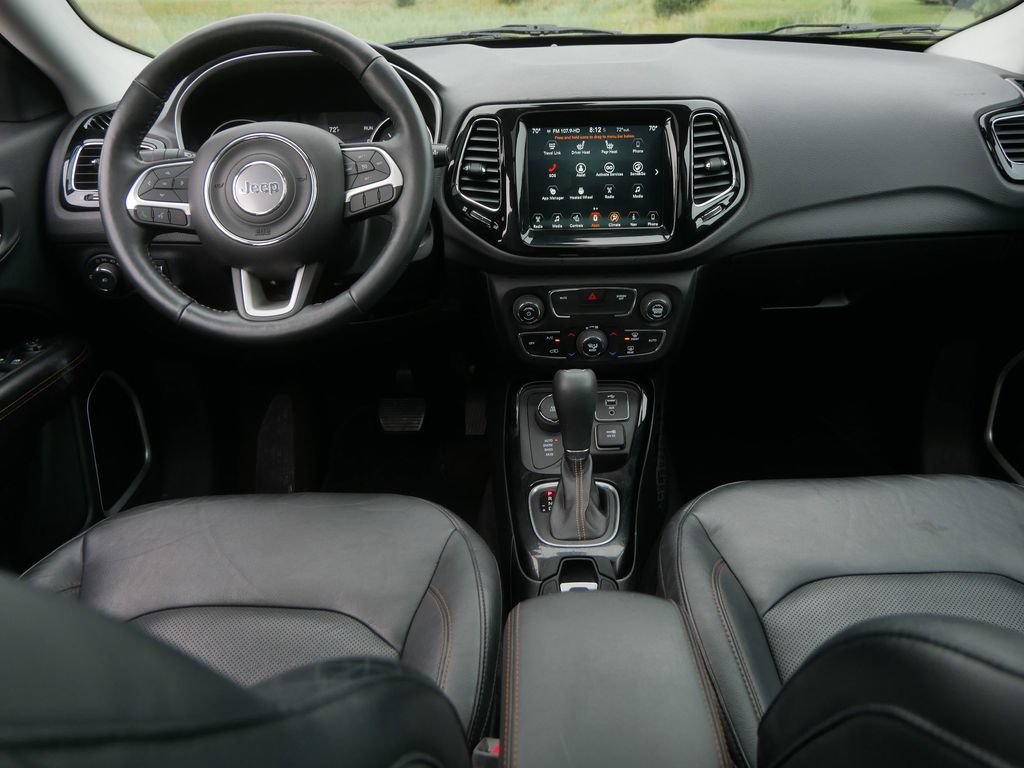 Used 2018 Jeep Compass Limited w/ Navigation Group AWD/4WD image 18