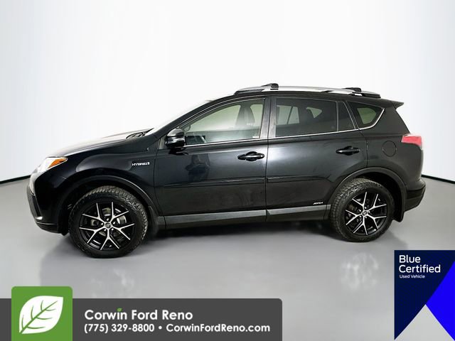 Used 2018 Toyota RAV4 SE image 4