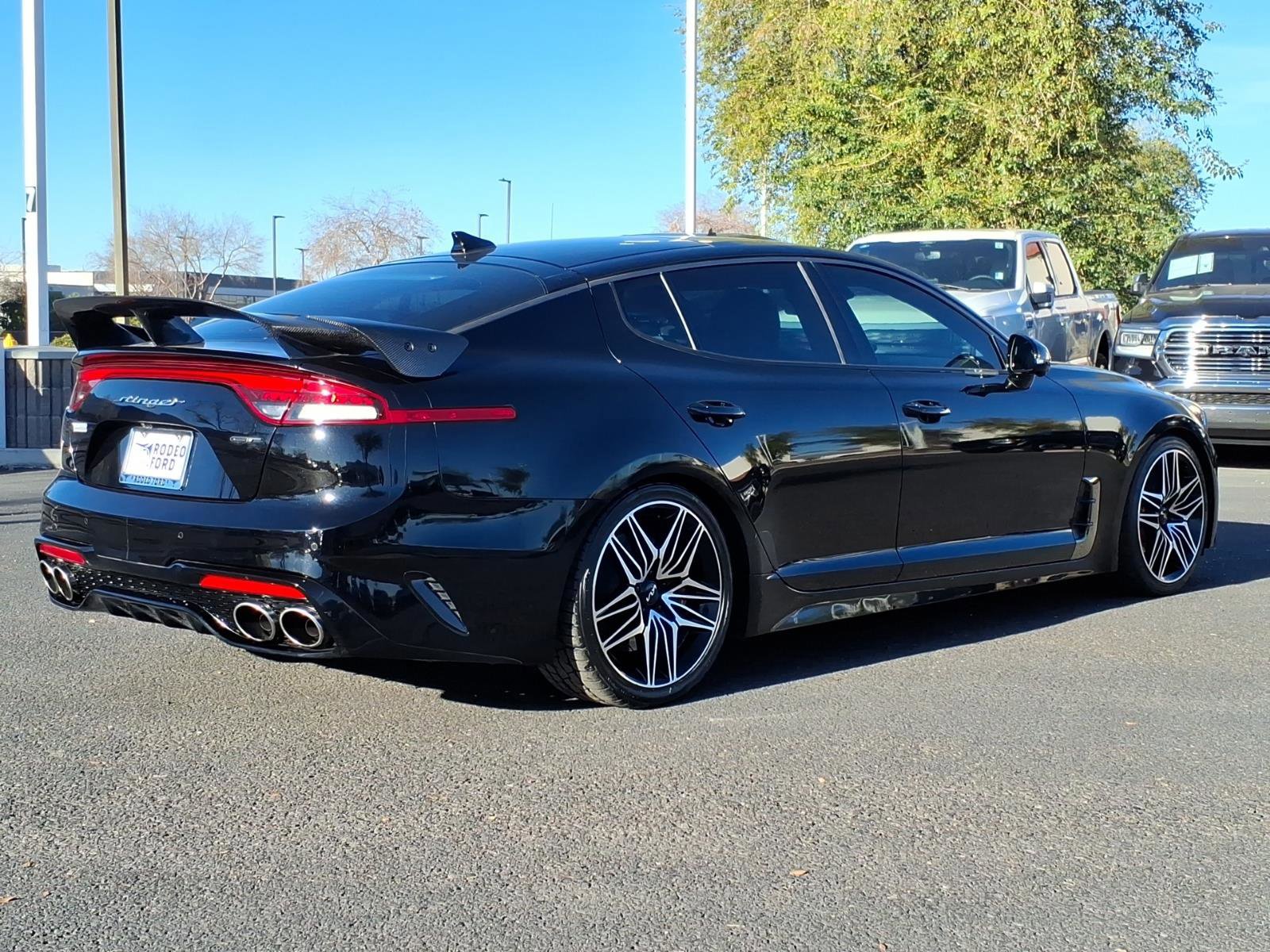 Used 2022 Kia Stinger GT2 image 4