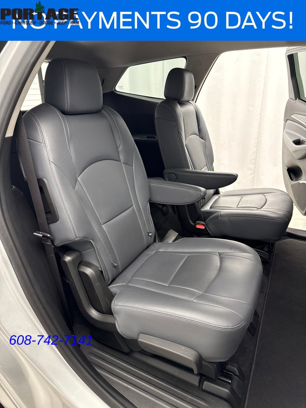 Used 2021 Buick Enclave Essence FWD image 31