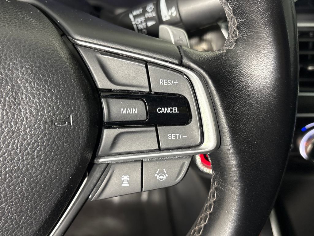 Used 2018 Honda Accord Sport image 17