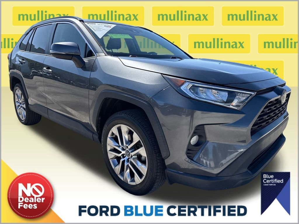 Used 2021 Toyota RAV4 XLE Premium image 1