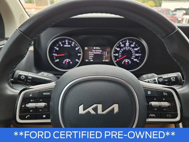 Used 2024 Kia Carnival LX FWD image 33