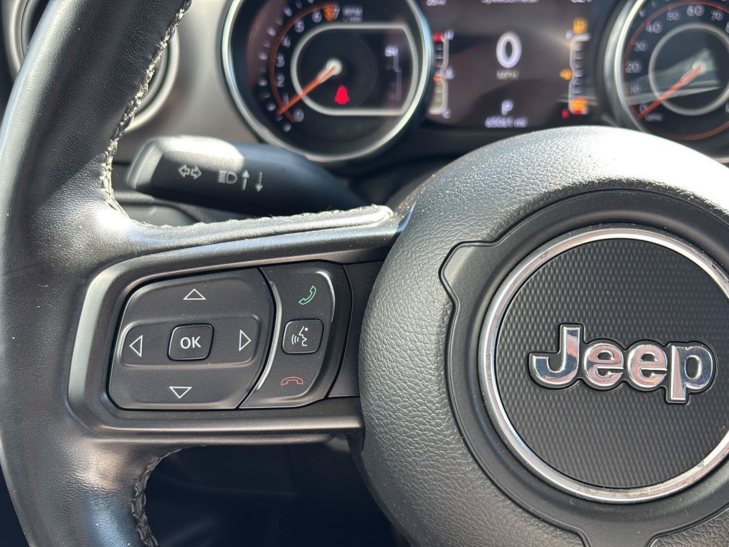 Used 2021 Jeep Gladiator Sport AWD/4WD image 19