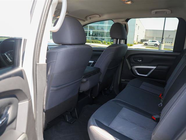 Used 2021 Nissan Titan SV AWD/4WD image 22