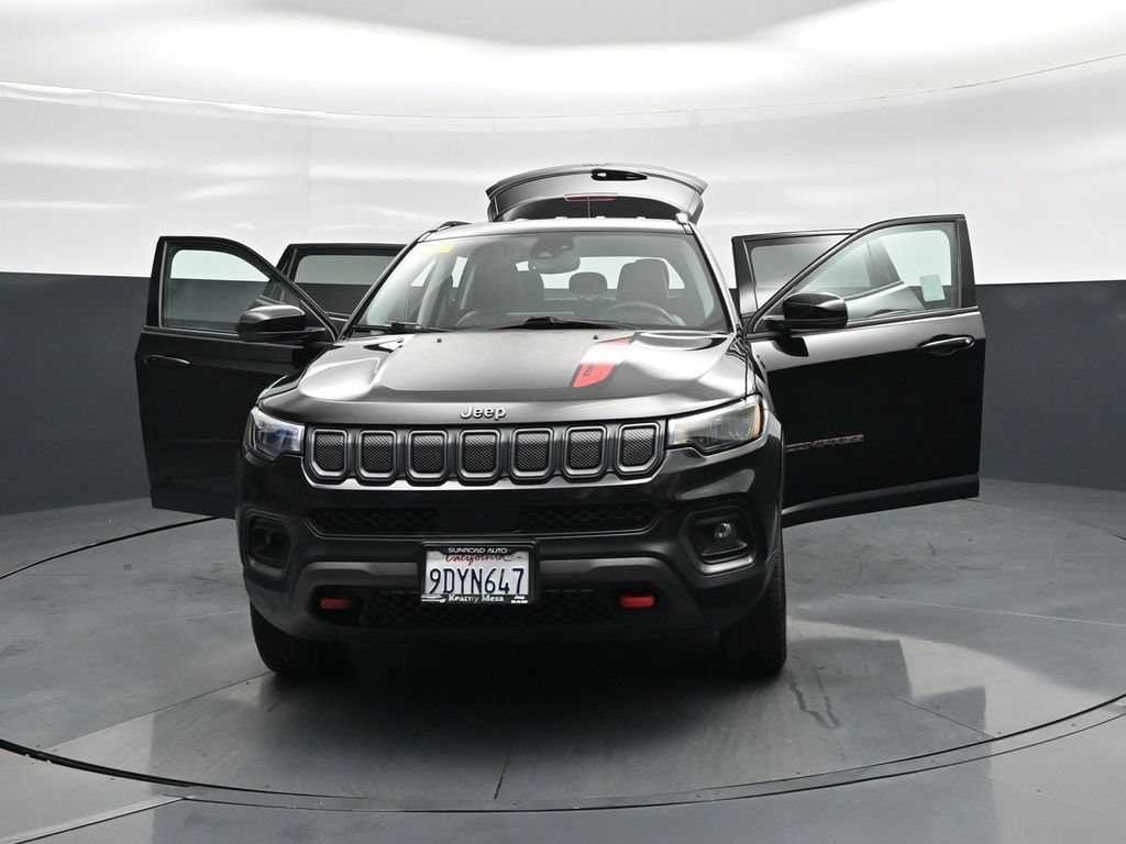 Used 2022 Jeep Compass Trailhawk AWD/4WD image 25