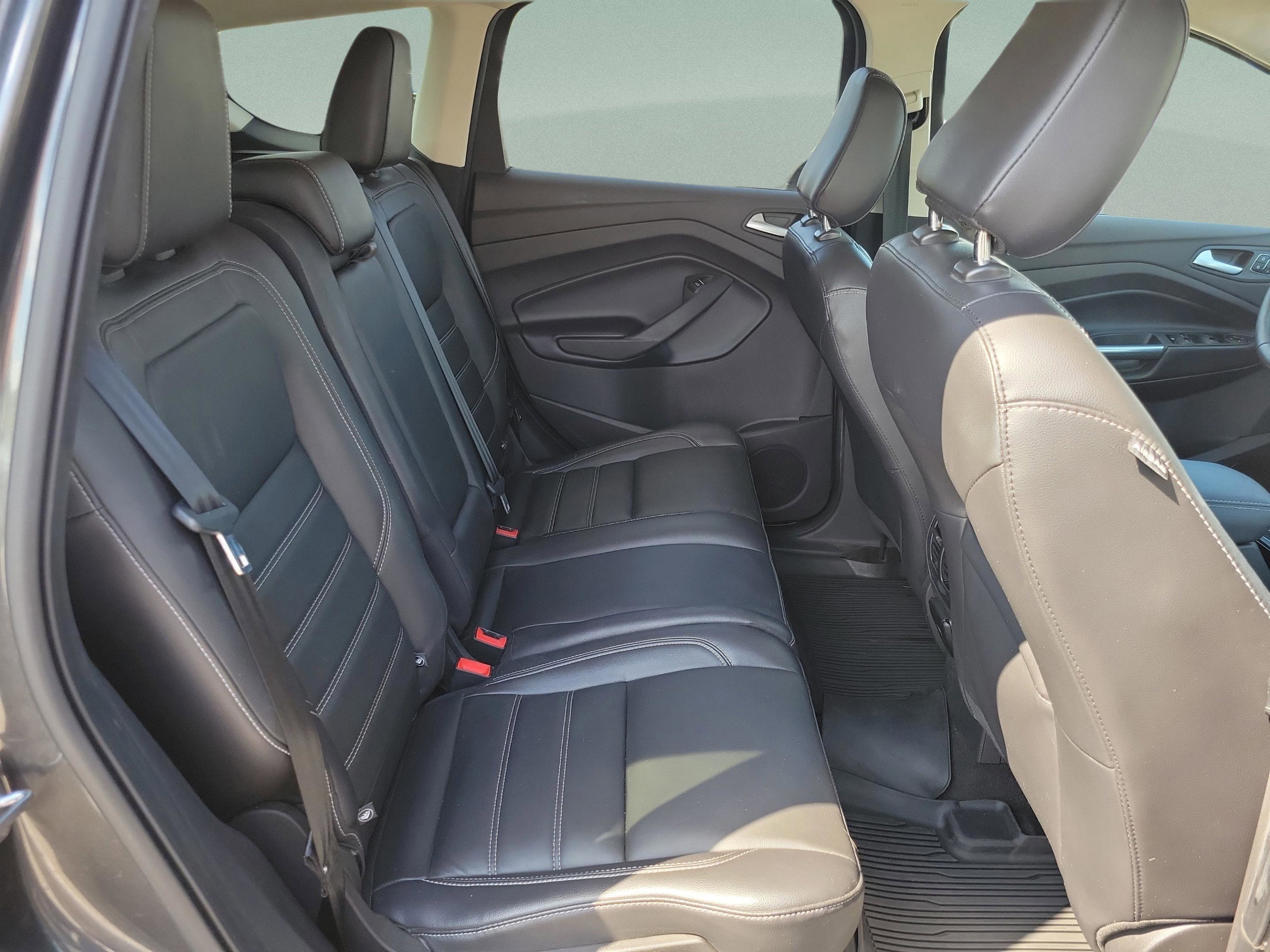 Certified 2019 Ford Escape Titanium image 28