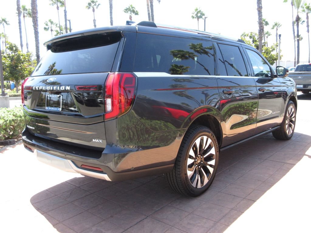 Certified 2025 Ford Expedition Max Platinum w/ Driver's Package AWD/4WD image 4