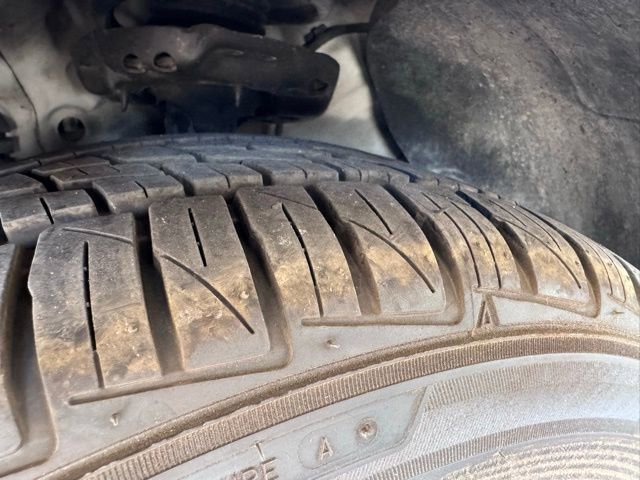 Used 2024 Hyundai Elantra SEL image 24