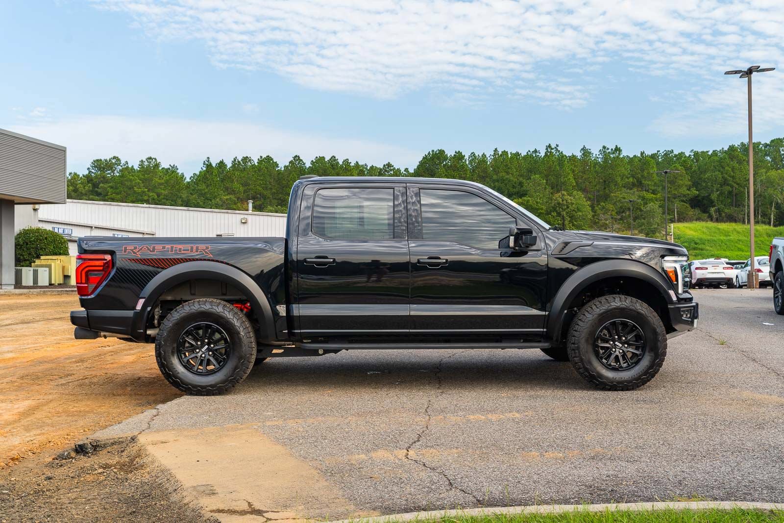 Certified 2025 Ford F150 Raptor AWD/4WD image 12