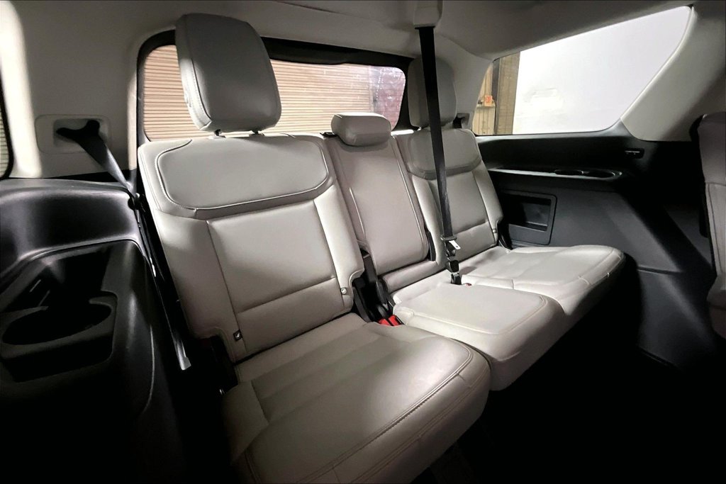 Certified 2025 Ford Expedition Active RWD image 23