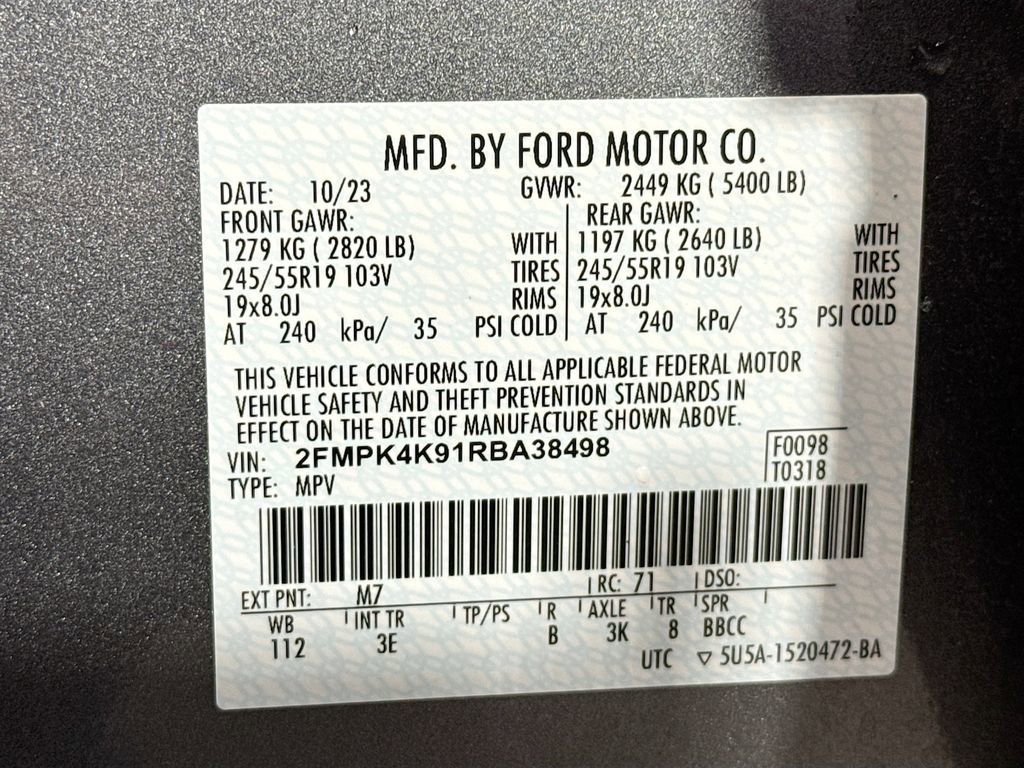 Certified 2024 Ford Edge Titanium AWD/4WD image 23