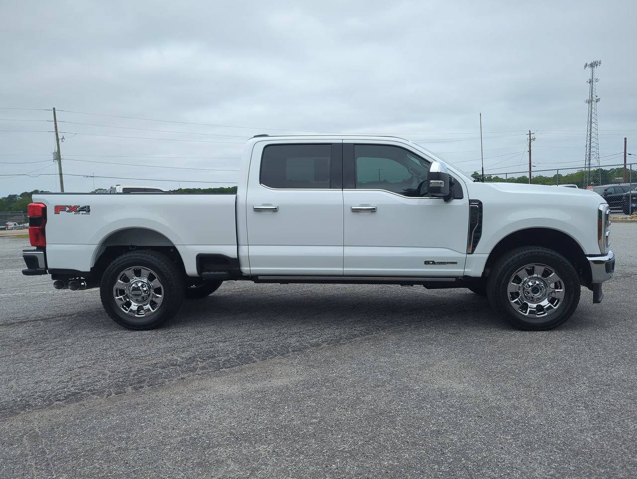 Certified 2024 Ford F250 Lariat w/ Lariat Ultimate Package AWD/4WD image 2