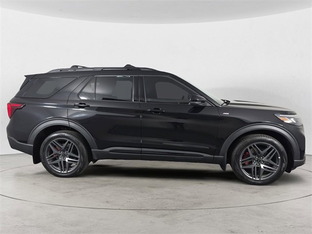 Certified 2025 Ford Explorer ST-Line w/ Premium Package image 6