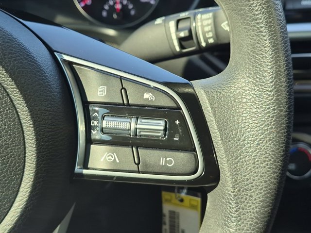 Used 2024 Kia Forte LXS w/ LXS Technology Package FWD image 19