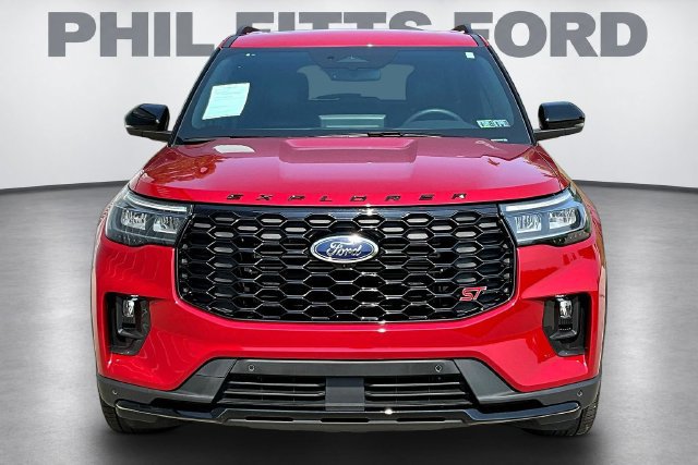 Certified 2025 Ford Explorer ST AWD/4WD image 2