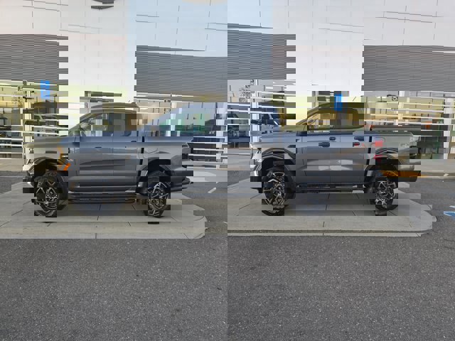 Certified 2024 Ford Ranger XLT w/ FX4 Off-Road Package image 2