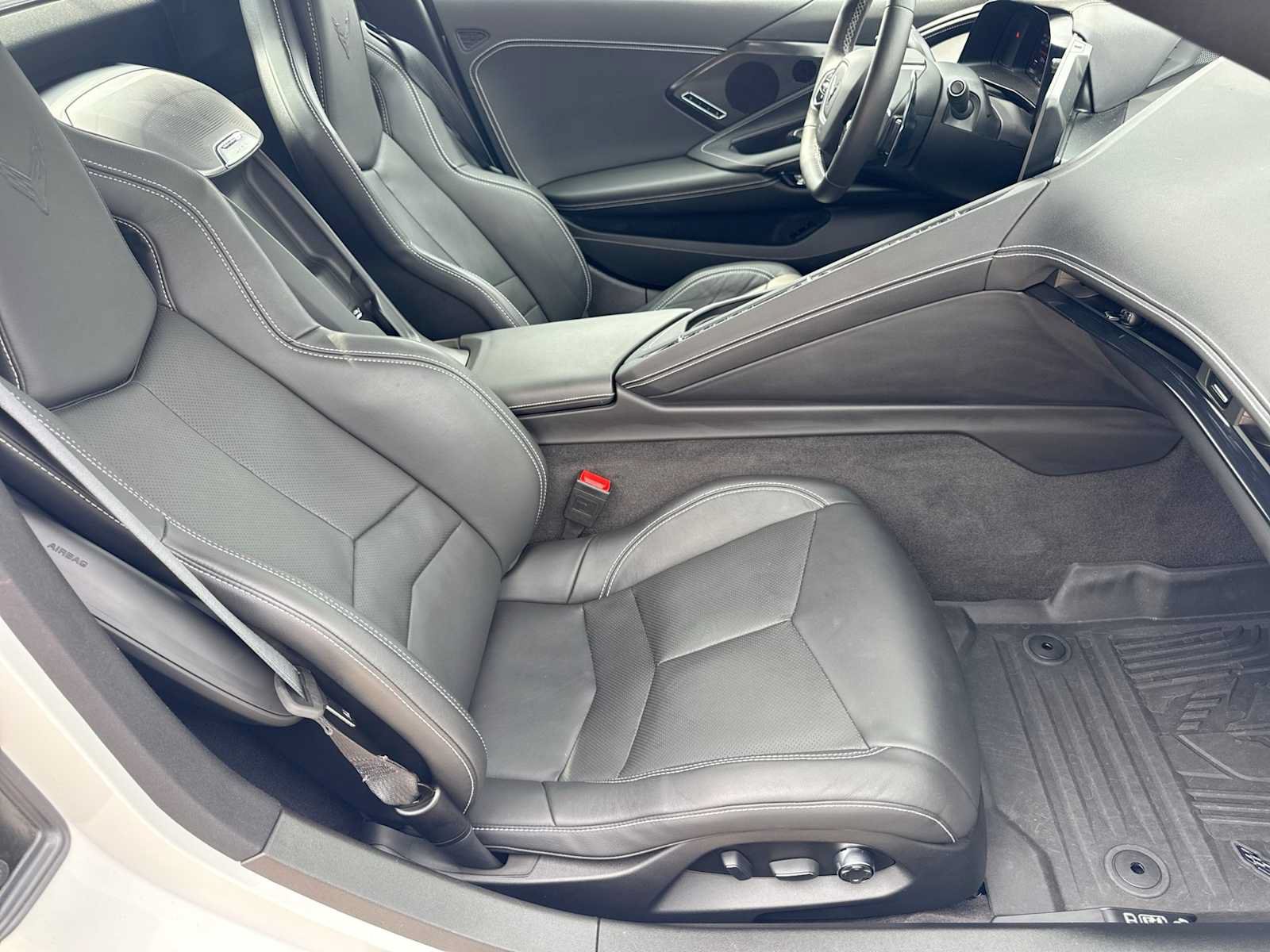 Used 2023 Chevrolet Corvette Stingray Preferred Conv w/ Z51 Performance Package RWD image 17