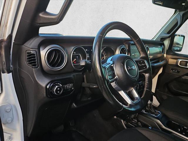 Used 2020 Jeep Gladiator Overland AWD/4WD image 9