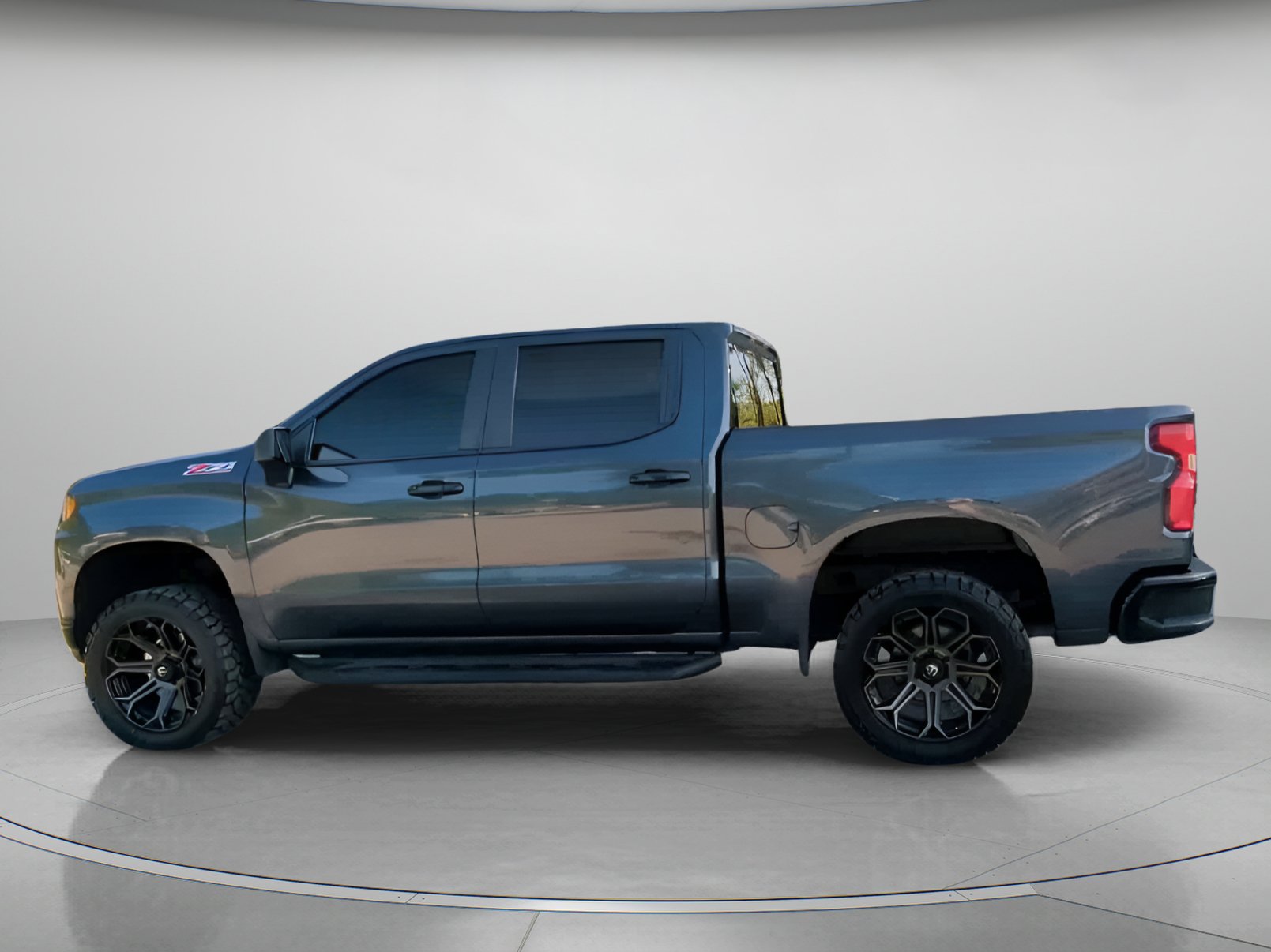 Used 2019 Chevrolet Silverado 1500 Custom Trail Boss w/ Custom Convenience Package AWD/4WD image 17