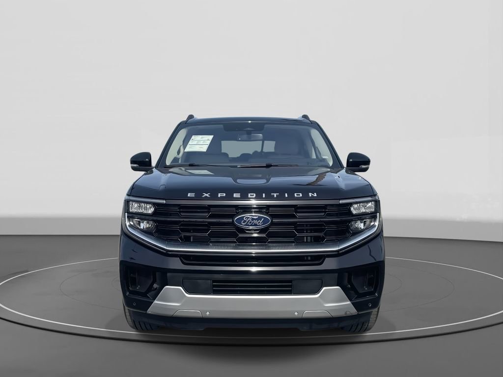 Certified 2025 Ford Expedition Platinum image 3
