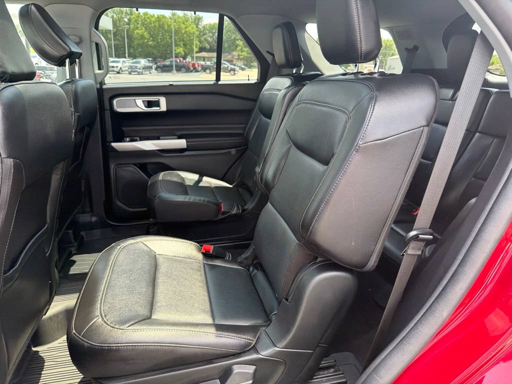 Certified 2022 Ford Explorer Limited w/ Equipment Group 301A AWD/4WD image 14