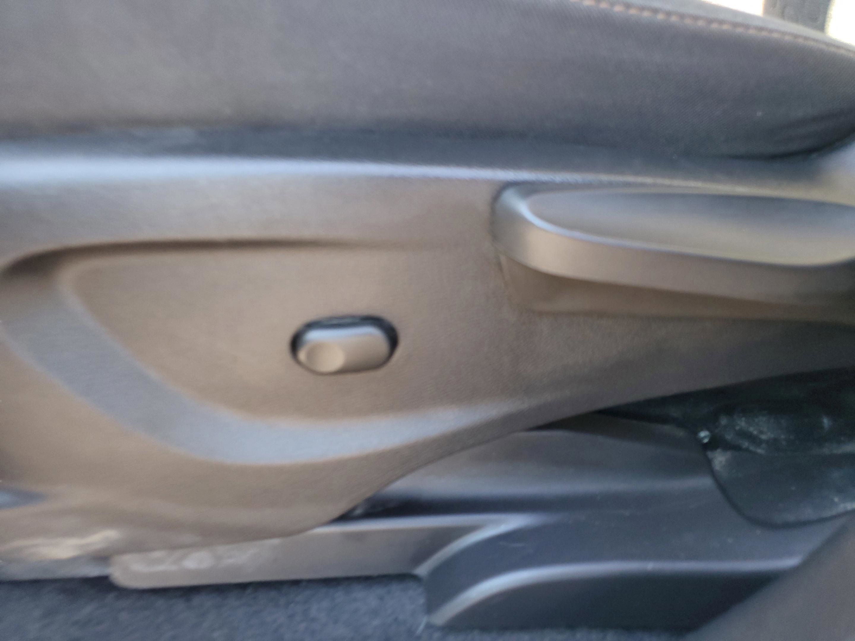 Used 2020 Chevrolet Trax LS w/ Tint and Cruise Package image 18