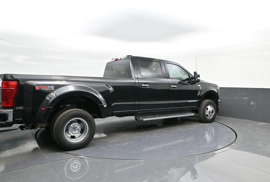 Certified 2022 Ford F350 XLT w/ XLT Premium Package image 15
