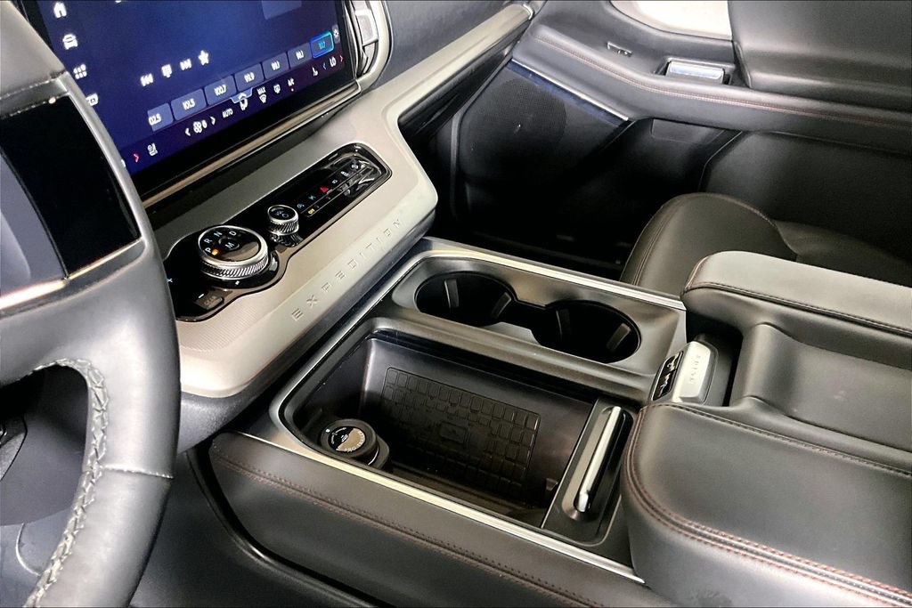Certified 2025 Ford Expedition Max Active AWD/4WD image 13